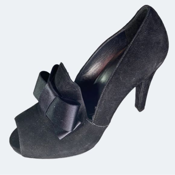 Stuart Weitzman Shoes - Stuart Weitzman Black Suede Peeptoe Heels With Bow Detail Size 6.5M